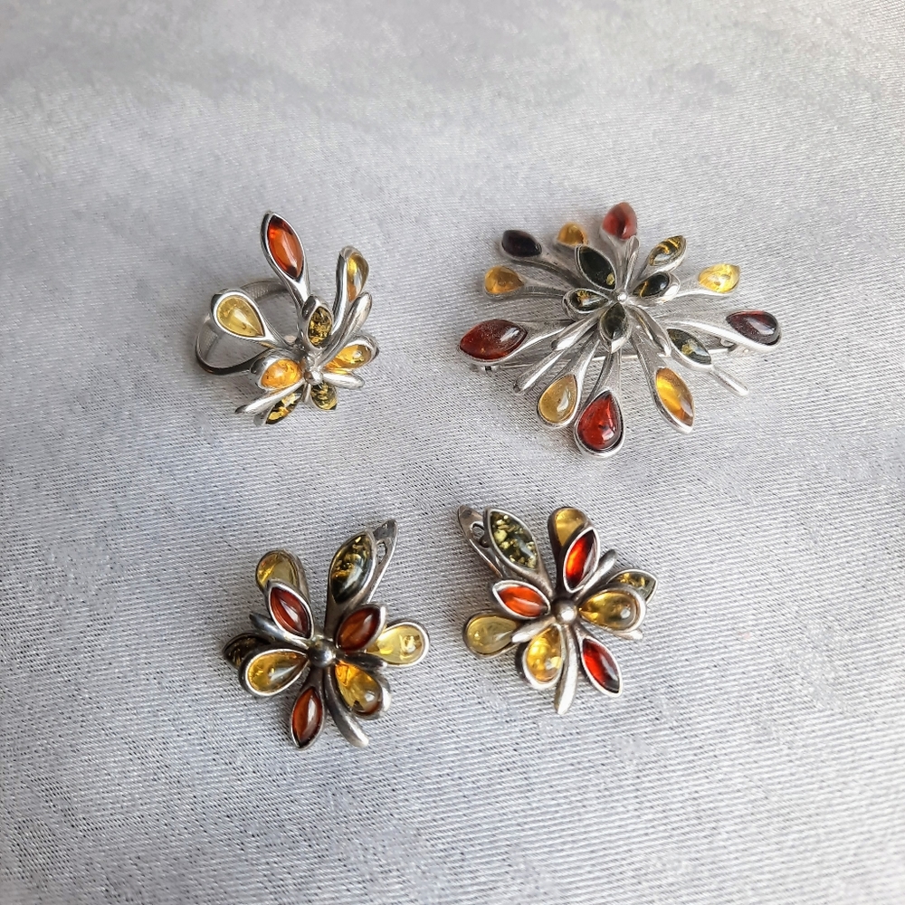 Amber Silver Set